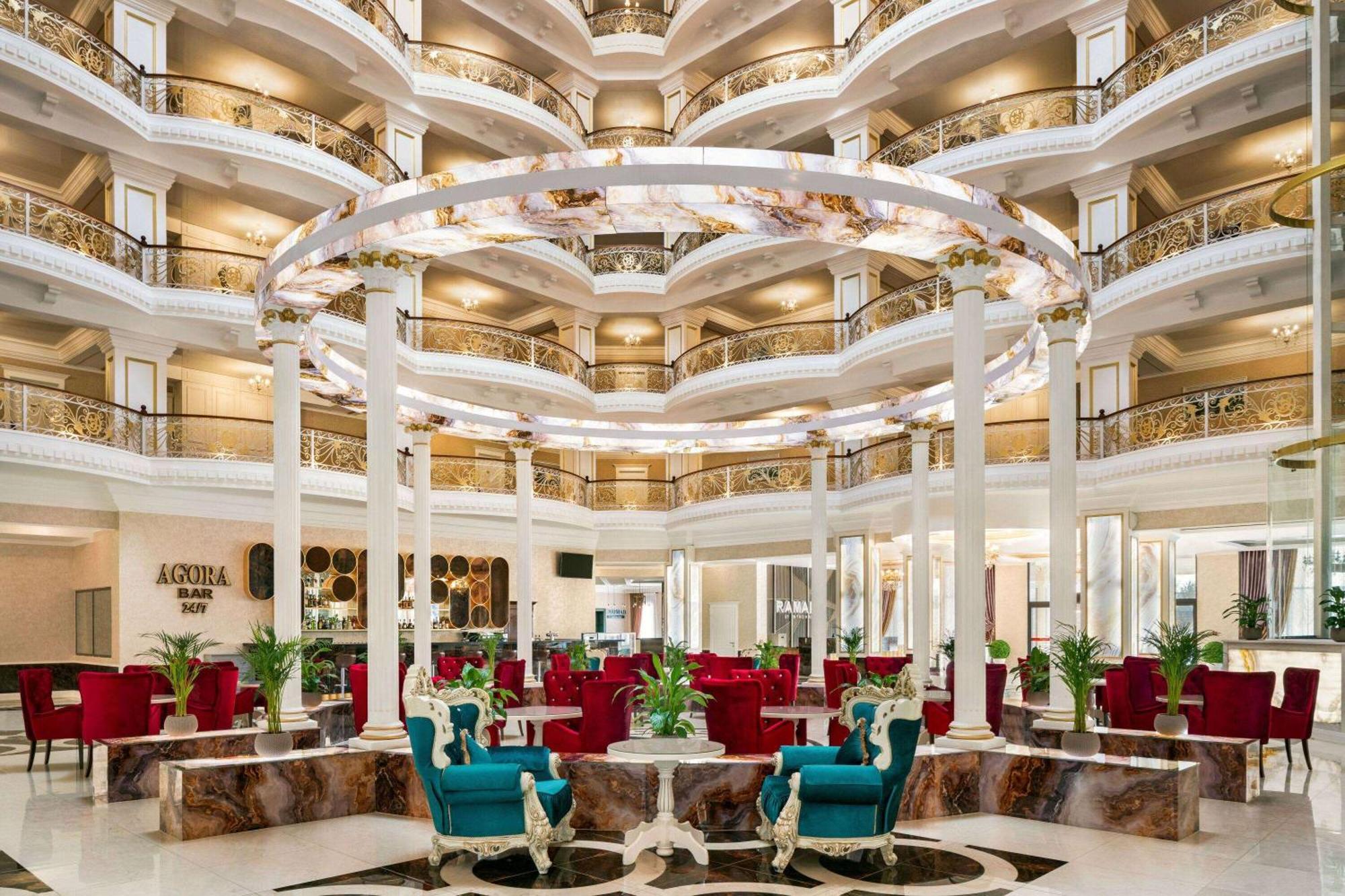 Hotel Ramada By Wyndham Chimkent Extérieur photo